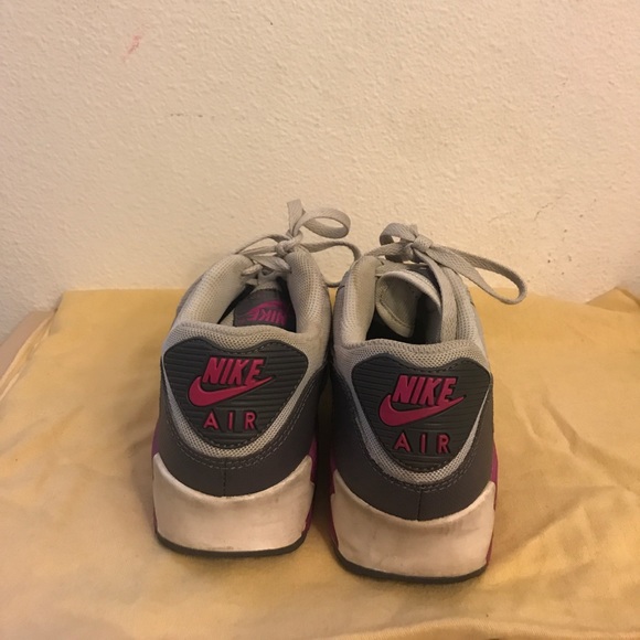 Shoes - Picture 2 of 4